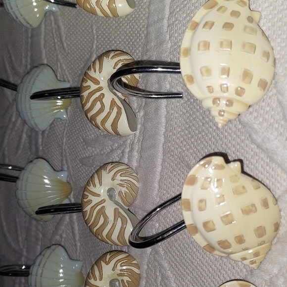 2 Sets Of 12 Shower Curtain Hooks - Picture 2 of 4
